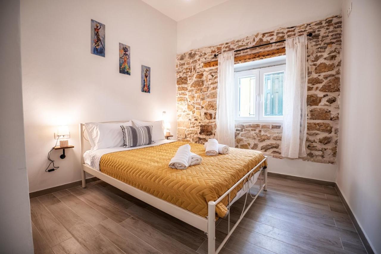 Mitropolis Places Corfu  Bagian luar foto